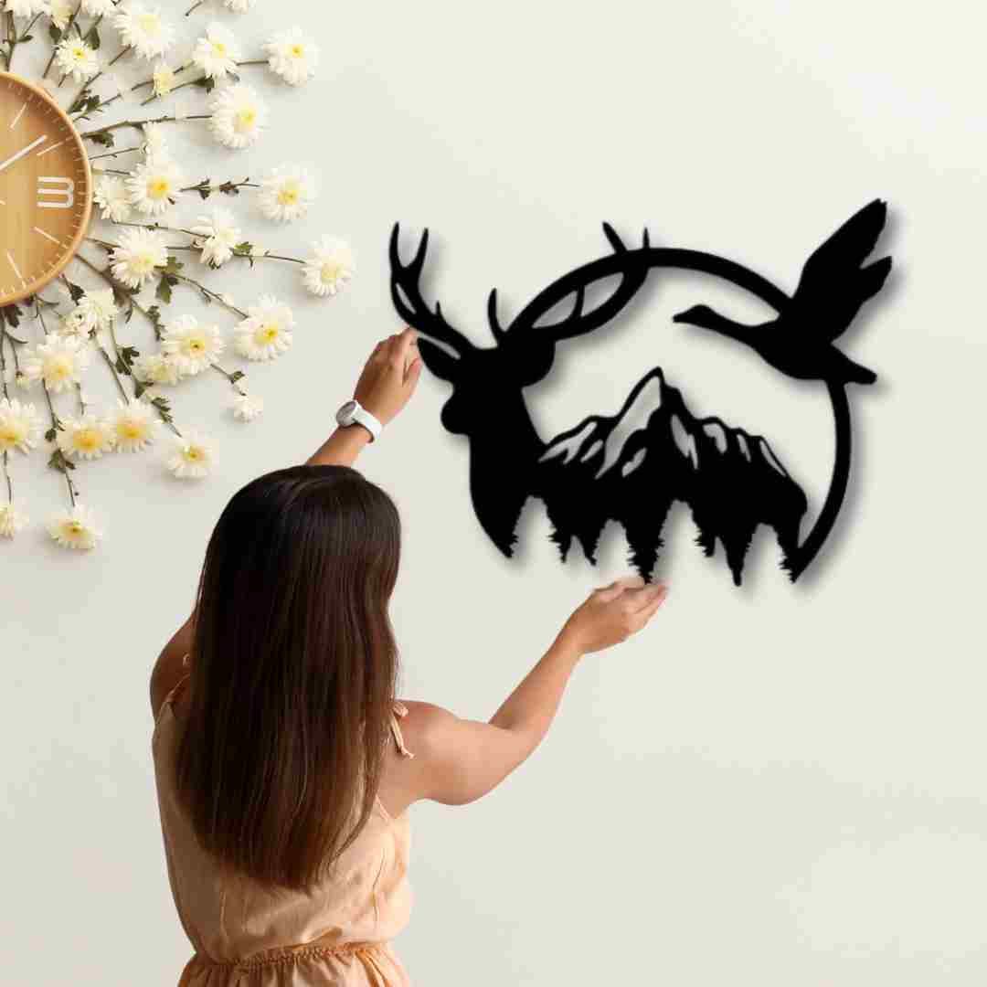 Duck & Deer Mountain Wall Décor